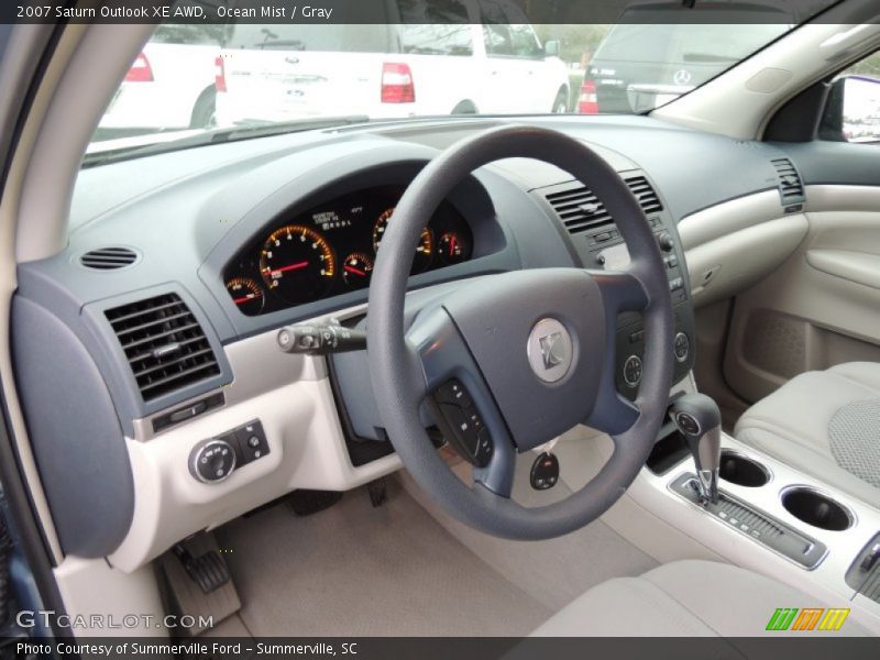 Gray Interior - 2007 Outlook XE AWD 