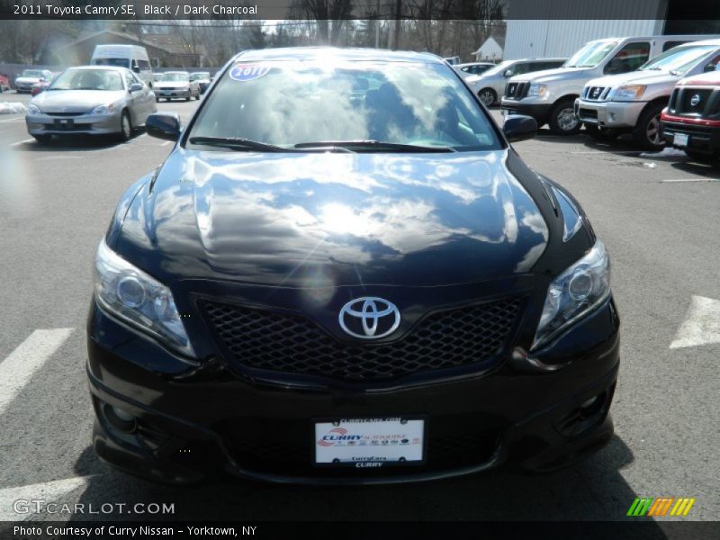 Black / Dark Charcoal 2011 Toyota Camry SE