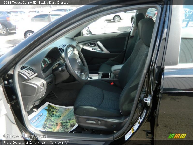 Black / Dark Charcoal 2011 Toyota Camry SE