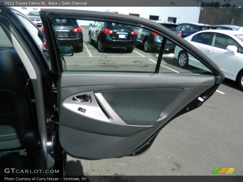 Black / Dark Charcoal 2011 Toyota Camry SE