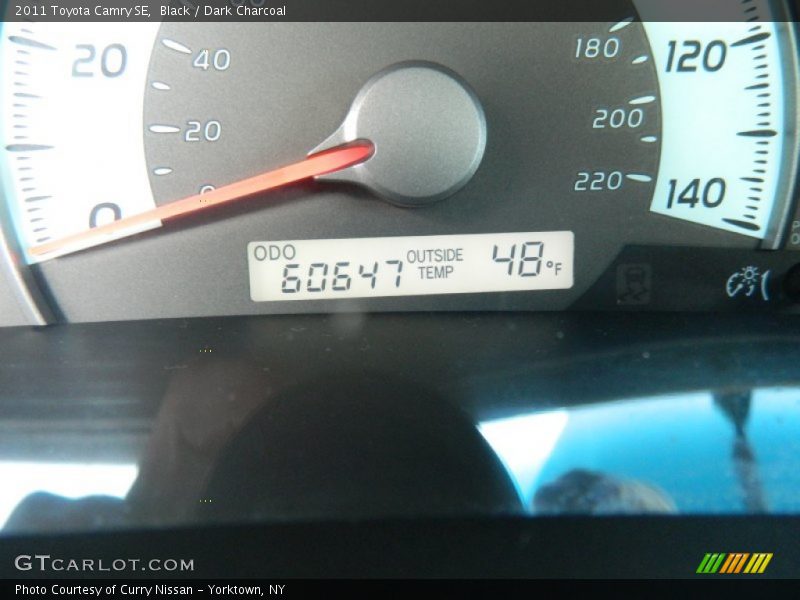 Black / Dark Charcoal 2011 Toyota Camry SE