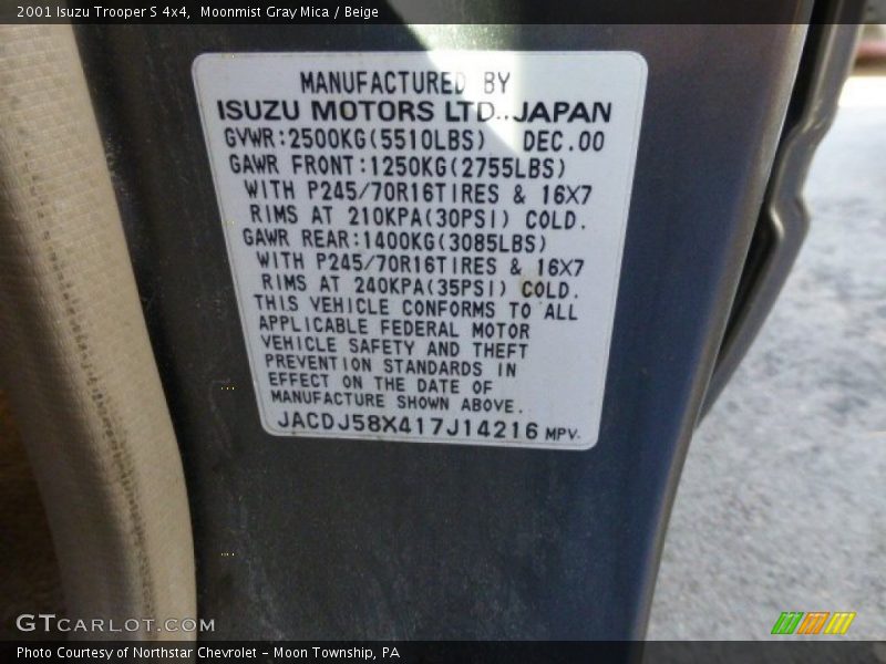 Moonmist Gray Mica / Beige 2001 Isuzu Trooper S 4x4