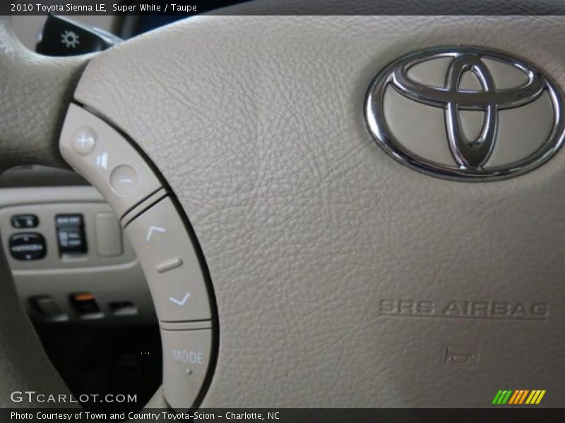 Super White / Taupe 2010 Toyota Sienna LE