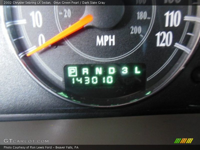 Onyx Green Pearl / Dark Slate Gray 2002 Chrysler Sebring LX Sedan
