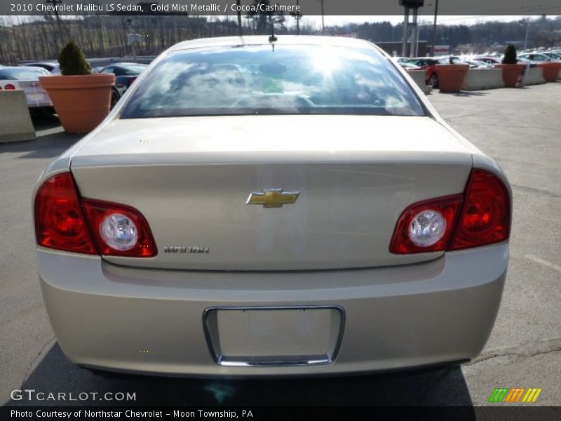 Gold Mist Metallic / Cocoa/Cashmere 2010 Chevrolet Malibu LS Sedan