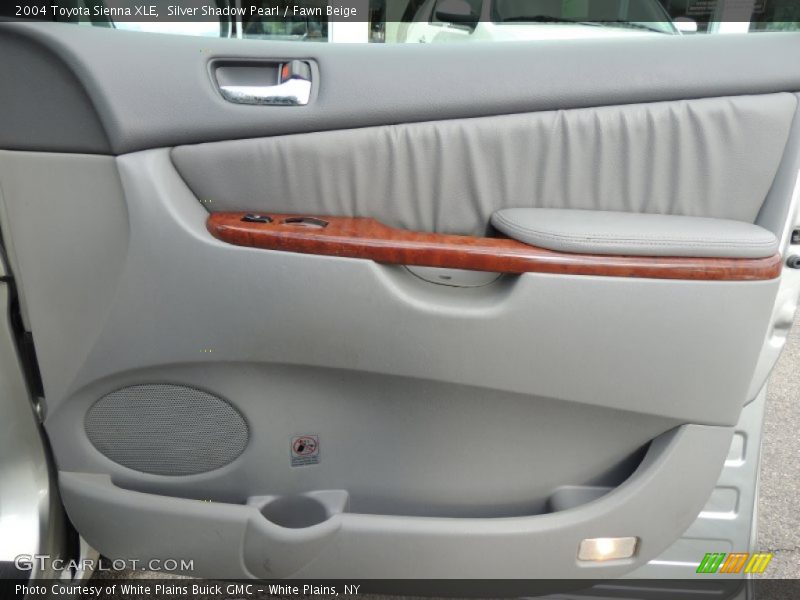 Silver Shadow Pearl / Fawn Beige 2004 Toyota Sienna XLE