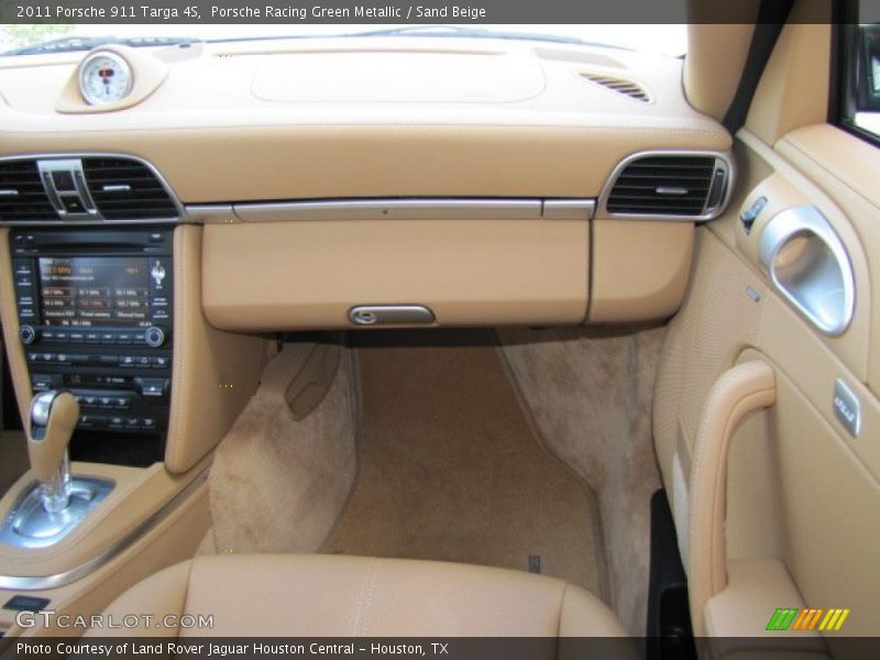 Porsche Racing Green Metallic / Sand Beige 2011 Porsche 911 Targa 4S
