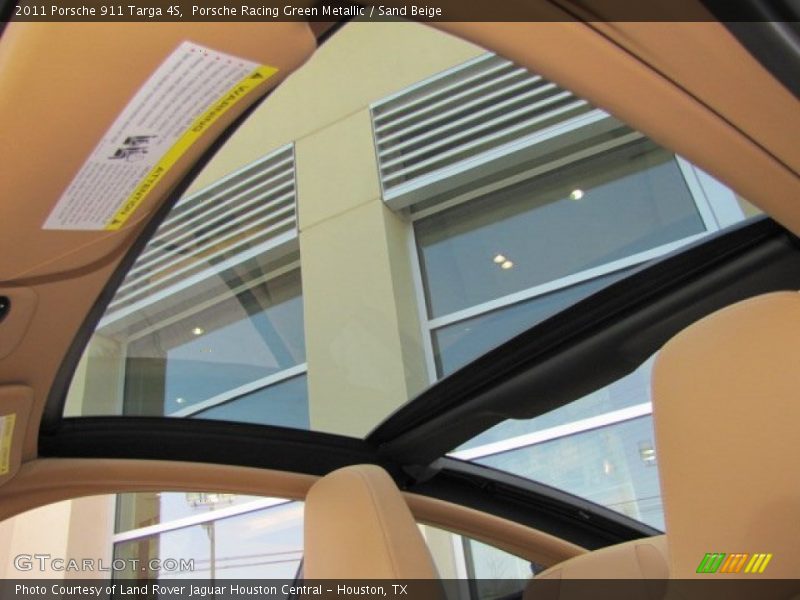 Sunroof of 2011 911 Targa 4S