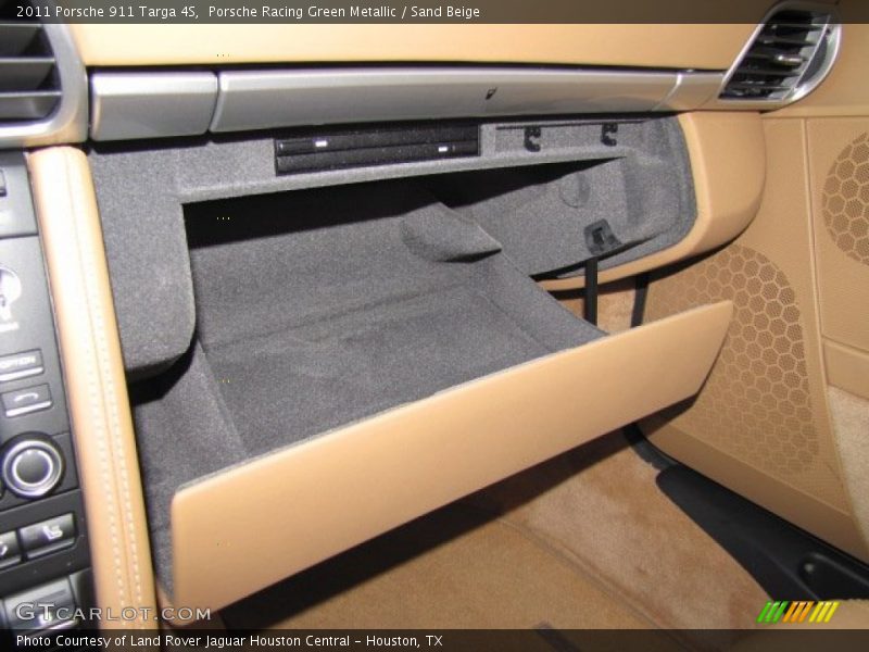 Porsche Racing Green Metallic / Sand Beige 2011 Porsche 911 Targa 4S