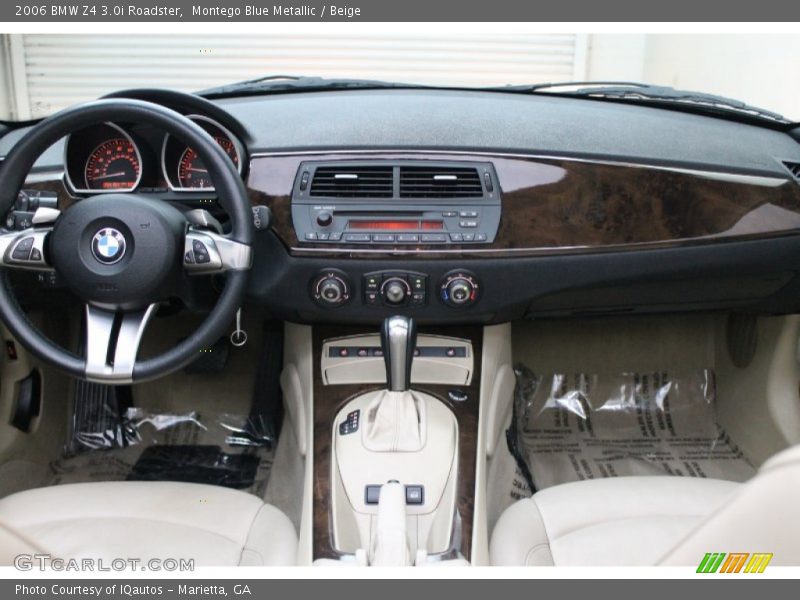 Dashboard of 2006 Z4 3.0i Roadster