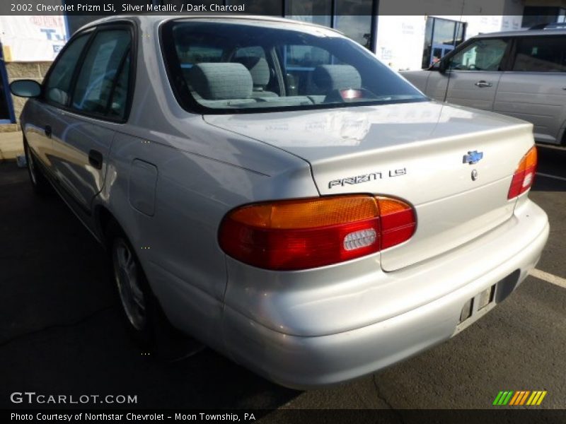 Silver Metallic / Dark Charcoal 2002 Chevrolet Prizm LSi