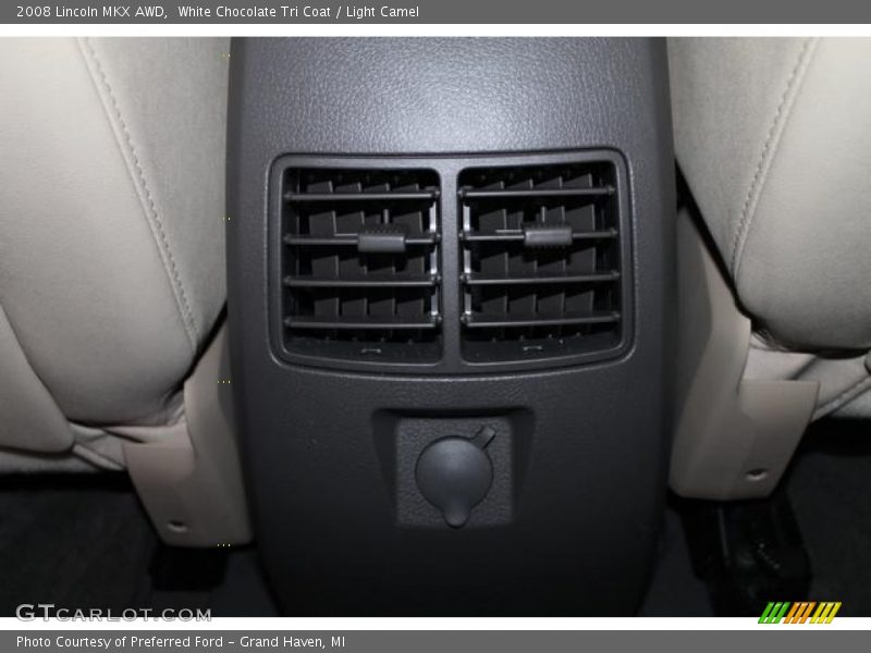 White Chocolate Tri Coat / Light Camel 2008 Lincoln MKX AWD