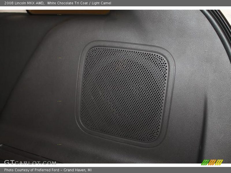 White Chocolate Tri Coat / Light Camel 2008 Lincoln MKX AWD