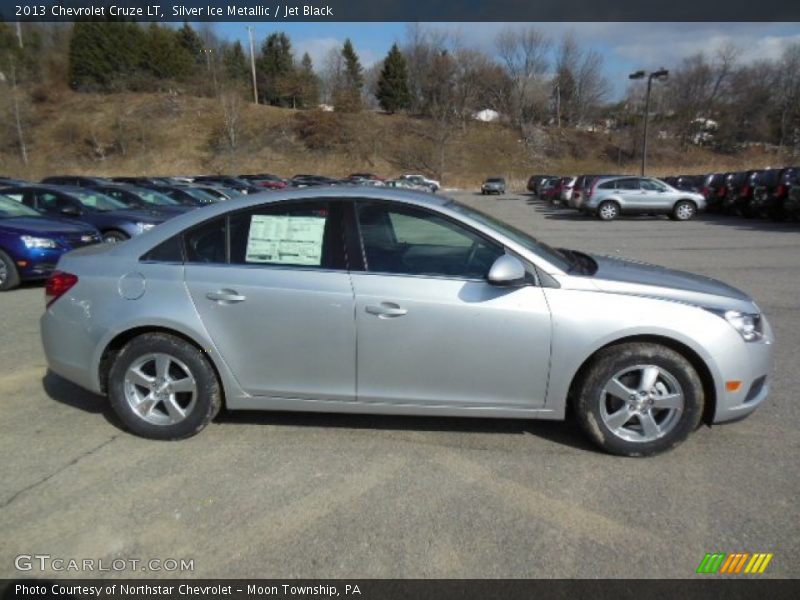 Silver Ice Metallic / Jet Black 2013 Chevrolet Cruze LT