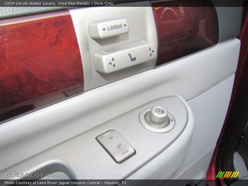 Controls of 2004 Aviator Luxury