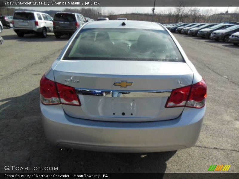Silver Ice Metallic / Jet Black 2013 Chevrolet Cruze LT