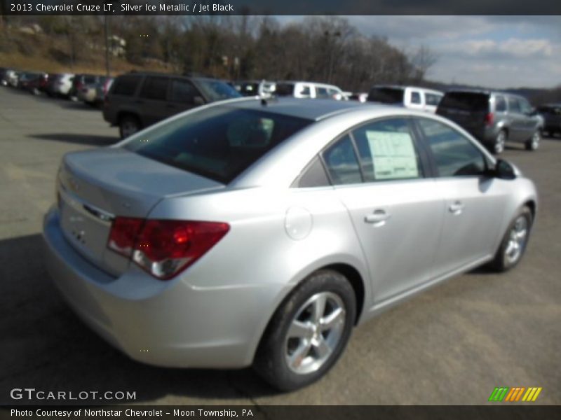 Silver Ice Metallic / Jet Black 2013 Chevrolet Cruze LT