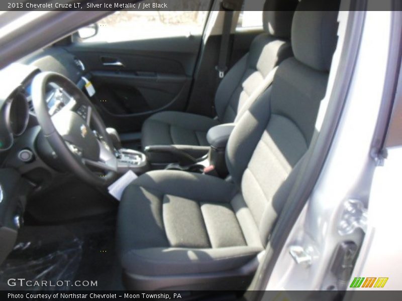 Silver Ice Metallic / Jet Black 2013 Chevrolet Cruze LT