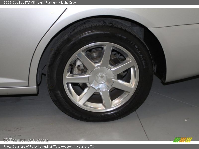  2005 STS V8 Wheel
