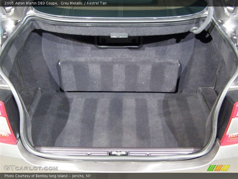 Grey Metallic / Kestrel Tan 2005 Aston Martin DB9 Coupe