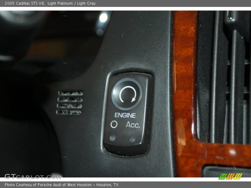 Light Platinum / Light Gray 2005 Cadillac STS V8