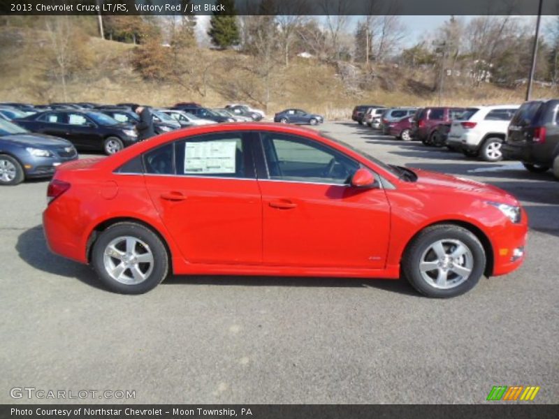 Victory Red / Jet Black 2013 Chevrolet Cruze LT/RS