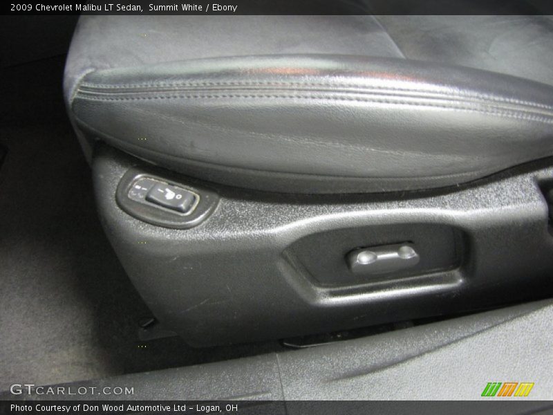 Summit White / Ebony 2009 Chevrolet Malibu LT Sedan