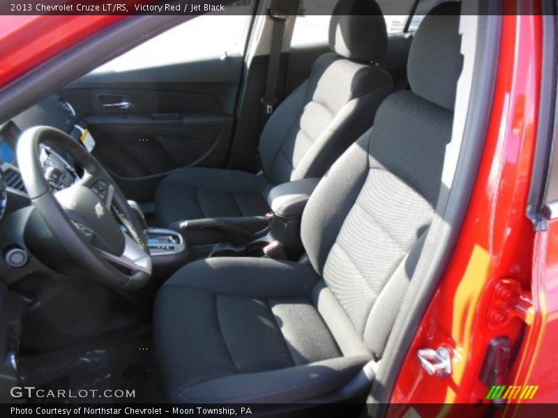 Victory Red / Jet Black 2013 Chevrolet Cruze LT/RS