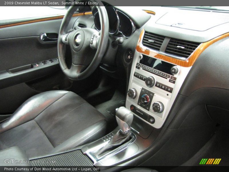 Summit White / Ebony 2009 Chevrolet Malibu LT Sedan