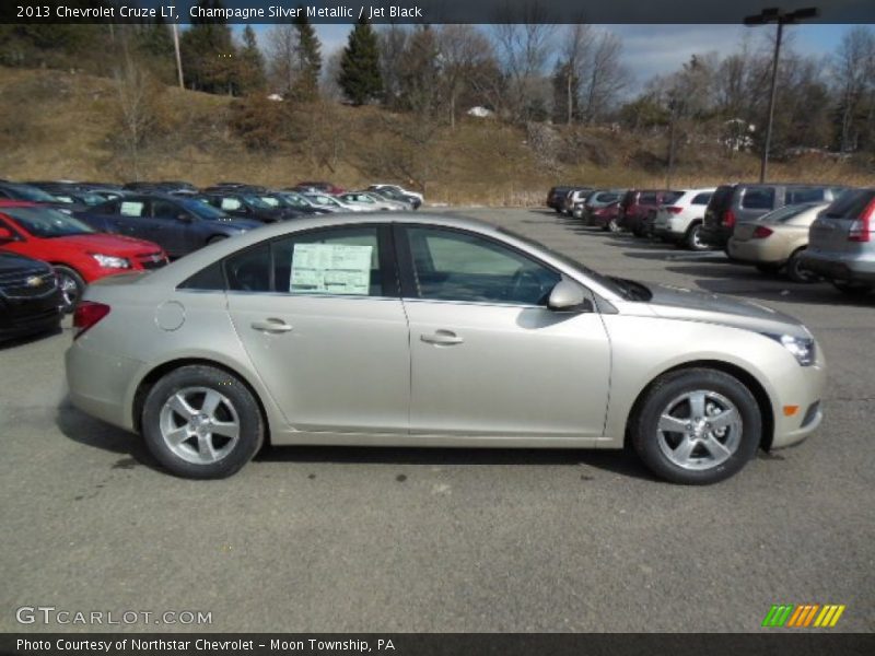 Champagne Silver Metallic / Jet Black 2013 Chevrolet Cruze LT