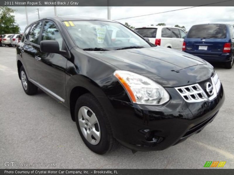 Wicked Black / Gray 2011 Nissan Rogue S