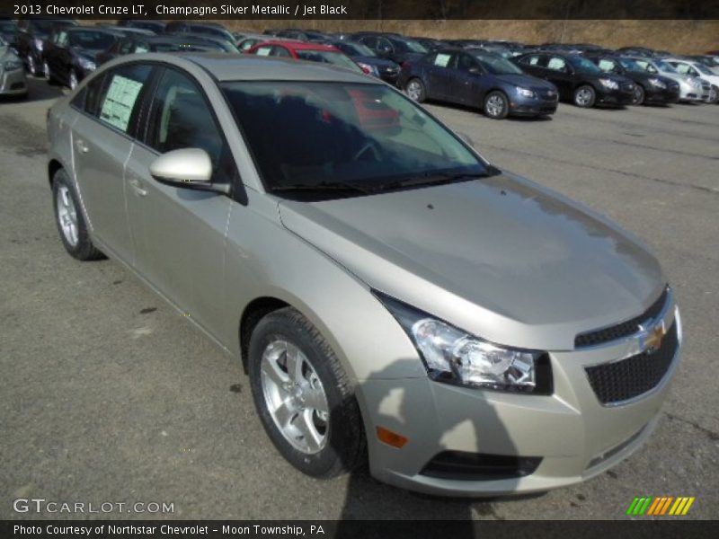 Champagne Silver Metallic / Jet Black 2013 Chevrolet Cruze LT
