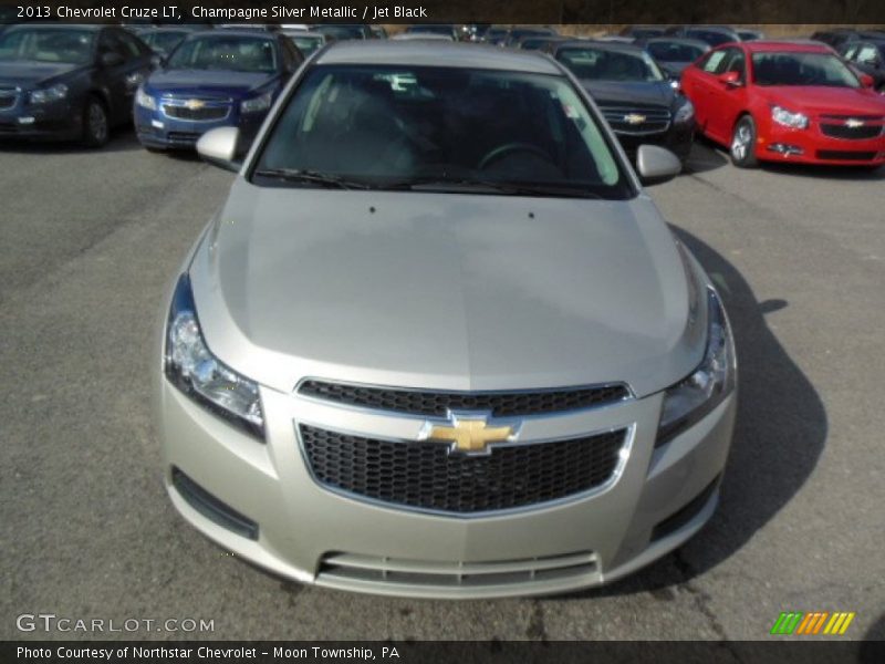Champagne Silver Metallic / Jet Black 2013 Chevrolet Cruze LT