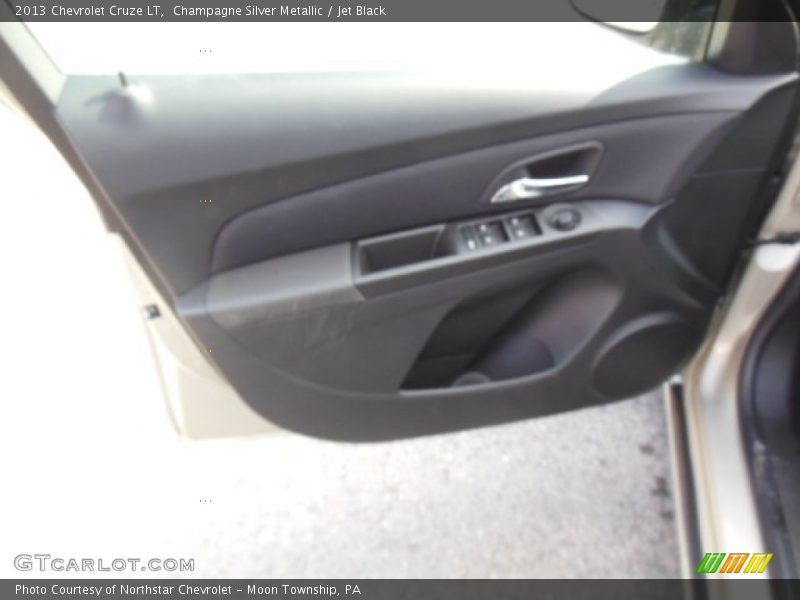 Champagne Silver Metallic / Jet Black 2013 Chevrolet Cruze LT
