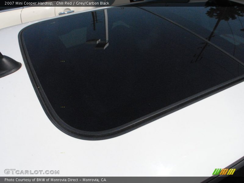 Chili Red / Grey/Carbon Black 2007 Mini Cooper Hardtop