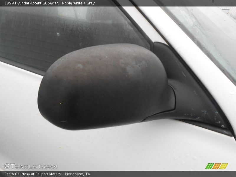 Noble White / Gray 1999 Hyundai Accent GL Sedan