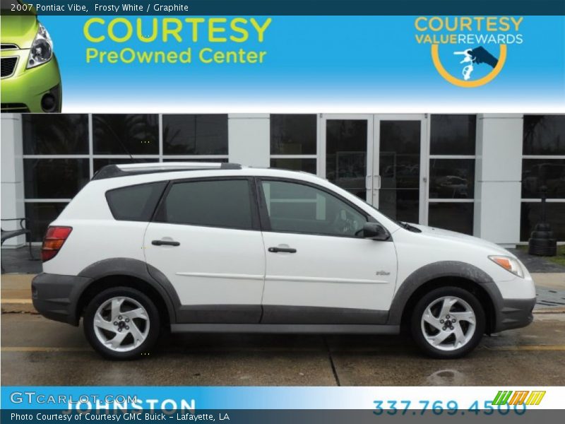 Frosty White / Graphite 2007 Pontiac Vibe