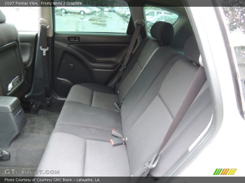 Frosty White / Graphite 2007 Pontiac Vibe