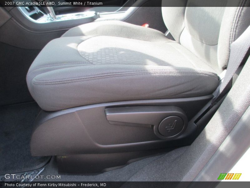 Summit White / Titanium 2007 GMC Acadia SLE AWD