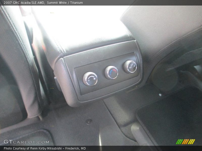 Summit White / Titanium 2007 GMC Acadia SLE AWD