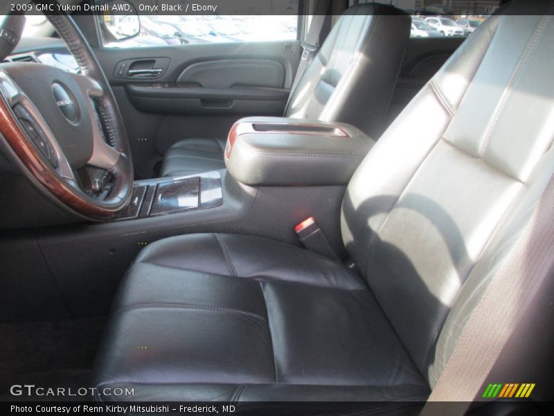 Onyx Black / Ebony 2009 GMC Yukon Denali AWD