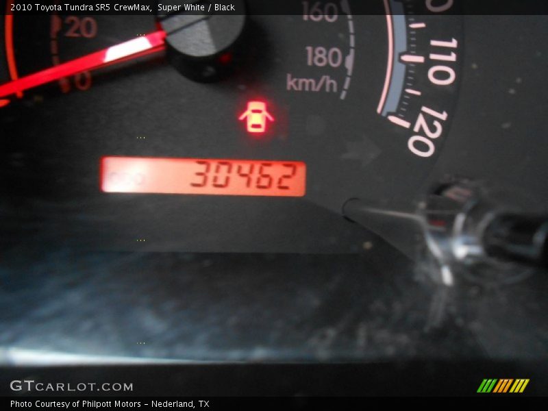 Super White / Black 2010 Toyota Tundra SR5 CrewMax