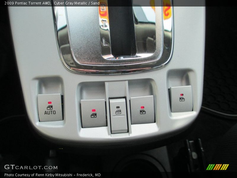 Cyber Gray Metallic / Sand 2009 Pontiac Torrent AWD