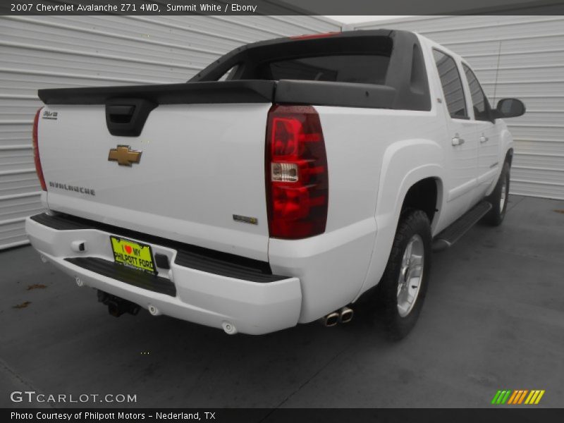 Summit White / Ebony 2007 Chevrolet Avalanche Z71 4WD