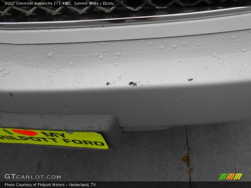 Summit White / Ebony 2007 Chevrolet Avalanche Z71 4WD