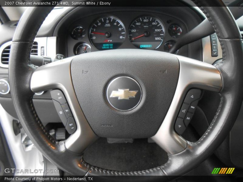 Summit White / Ebony 2007 Chevrolet Avalanche Z71 4WD