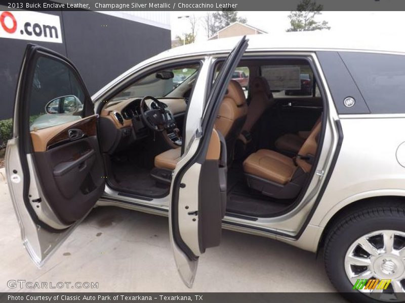Champagne Silver Metallic / Choccachino Leather 2013 Buick Enclave Leather