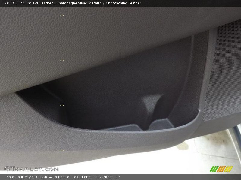 Champagne Silver Metallic / Choccachino Leather 2013 Buick Enclave Leather