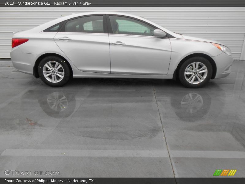 Radiant Silver / Gray 2013 Hyundai Sonata GLS