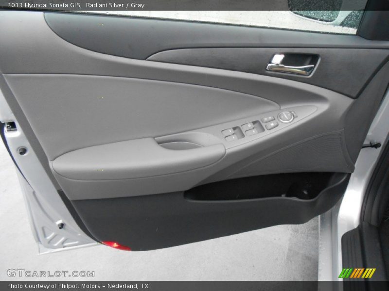 Radiant Silver / Gray 2013 Hyundai Sonata GLS